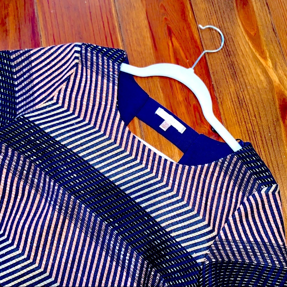 Skies Are Blue Striped Textured Top - Picture 4 of 8